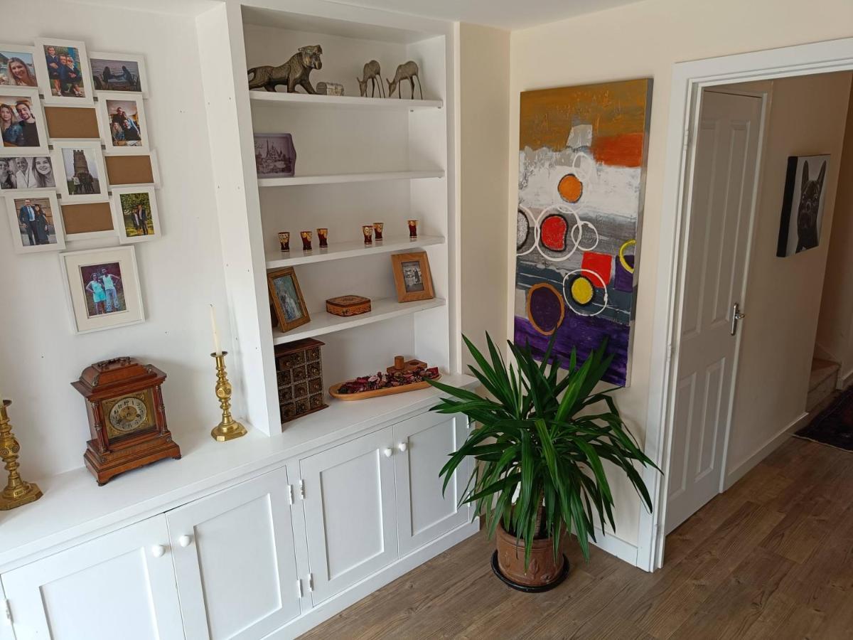 3 Bedroom Townhouse Near Bicester Village Exterior foto